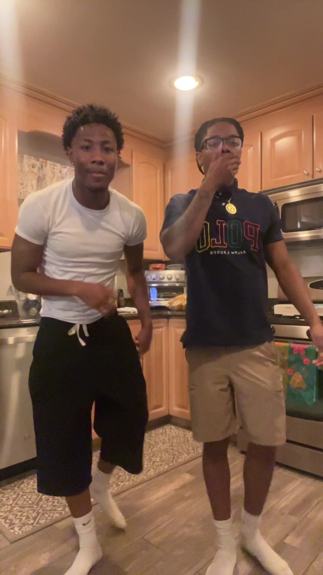 @NeeeEF