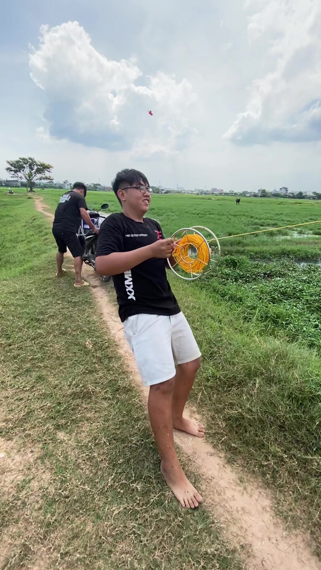 @Thả diều c&ugrave;ng Lợi