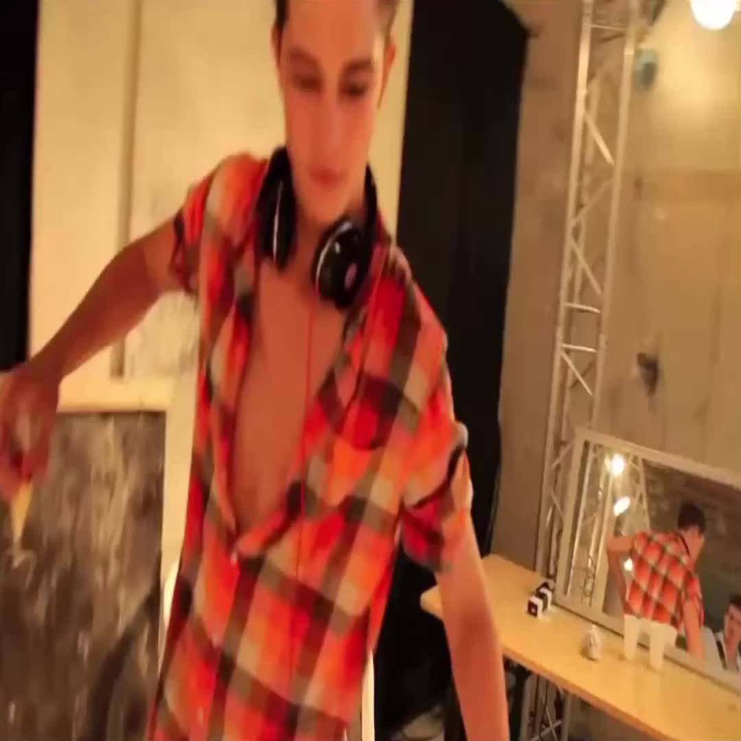 @𝘯𝘦𝘮𝘦𝘻𝘻 𖣂 