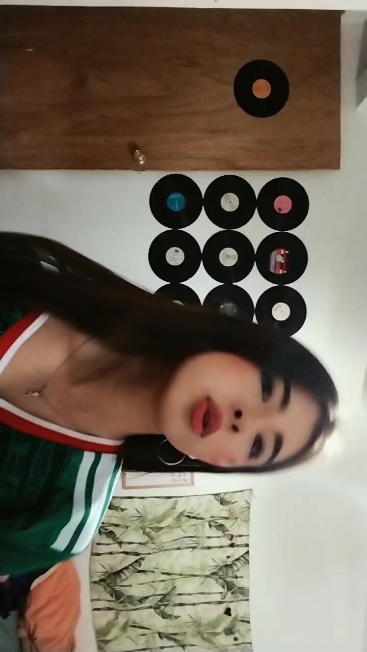 @𝓥𝓮𝓷𝓾𝓼🌴