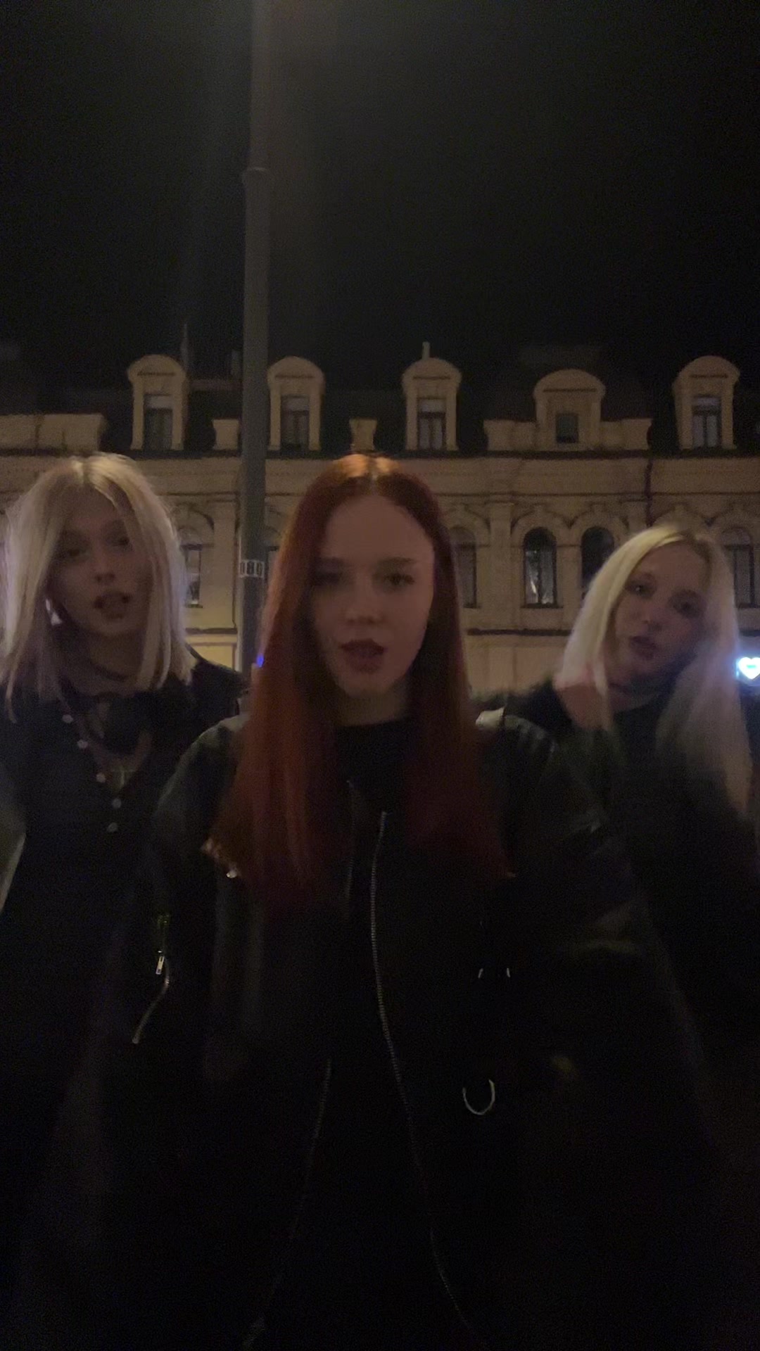 @Тгк: буба нападает🧝♀️