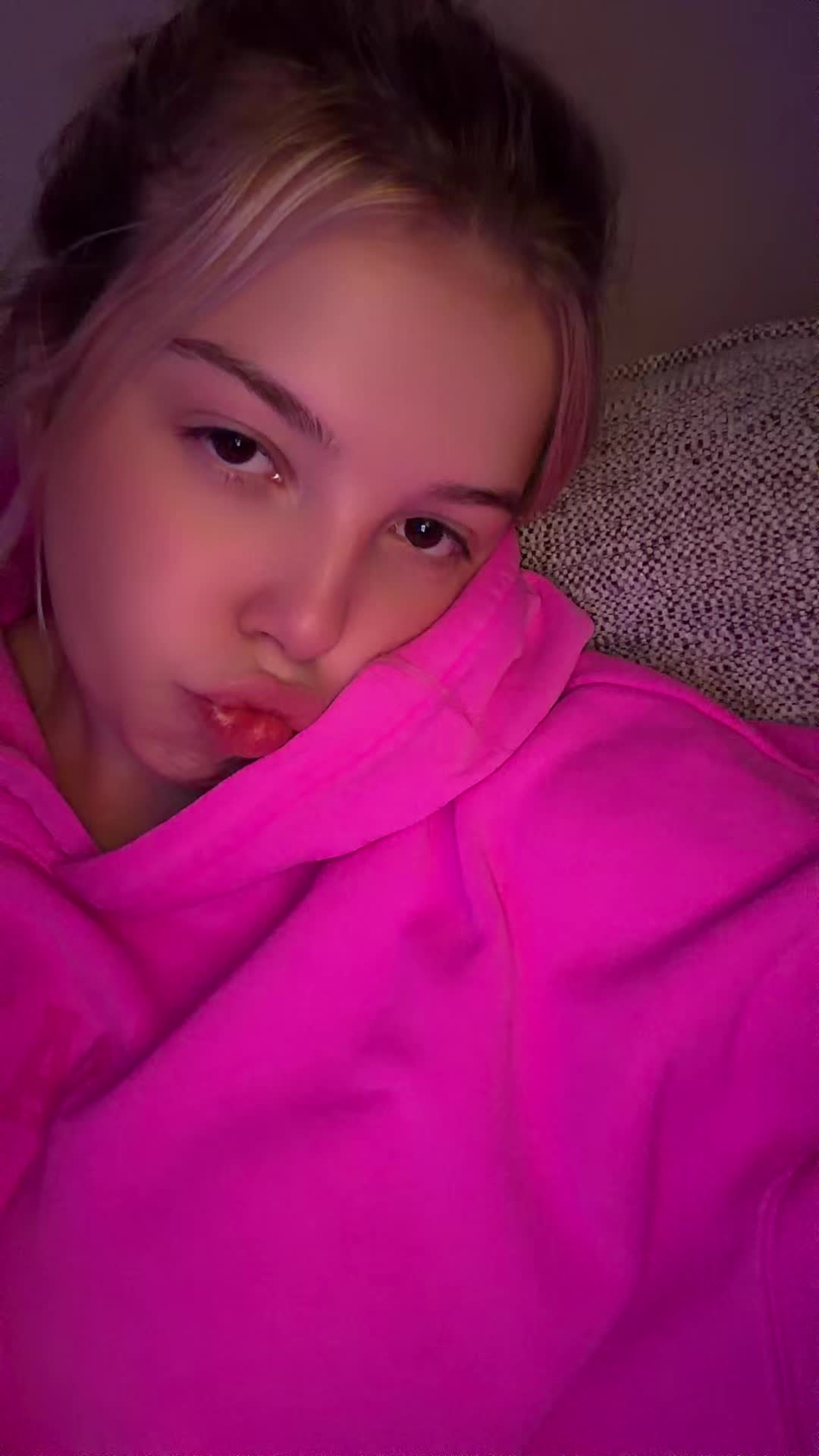 @olivia