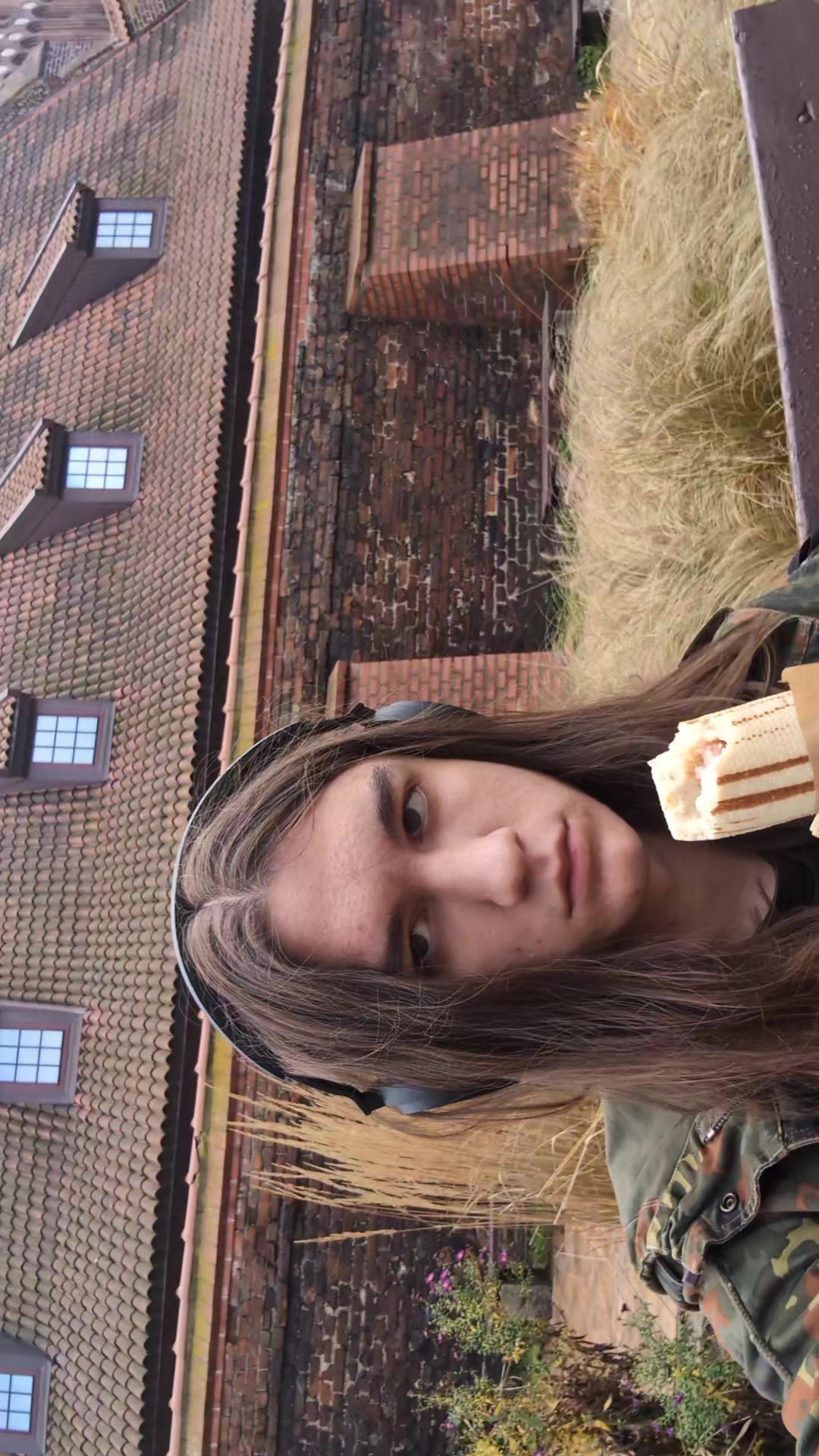 @людина яйця