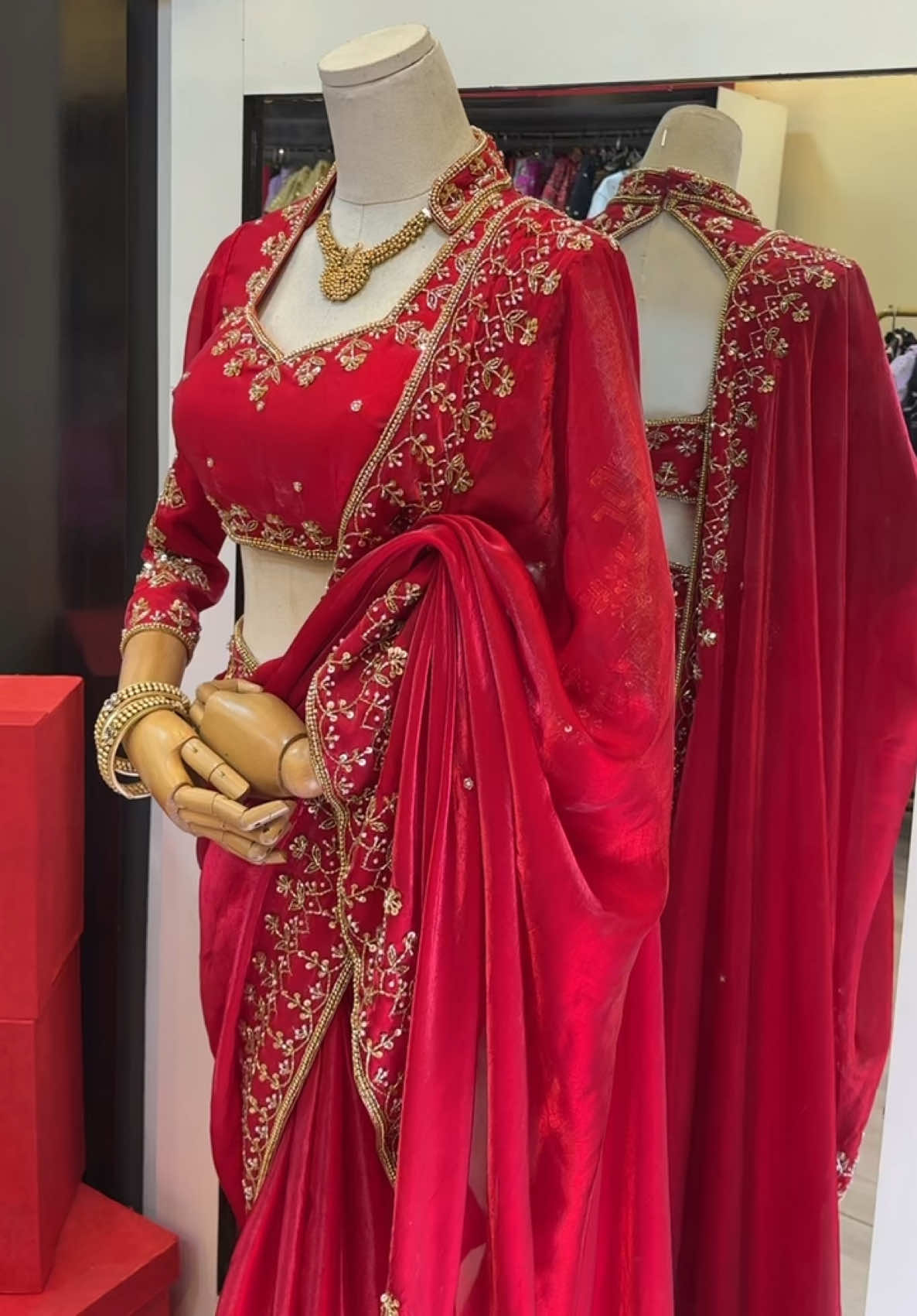 @R Square collection boutique
