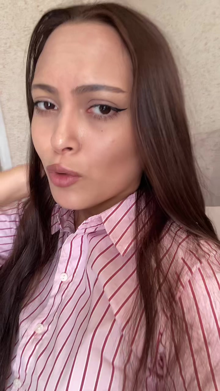 @Luna