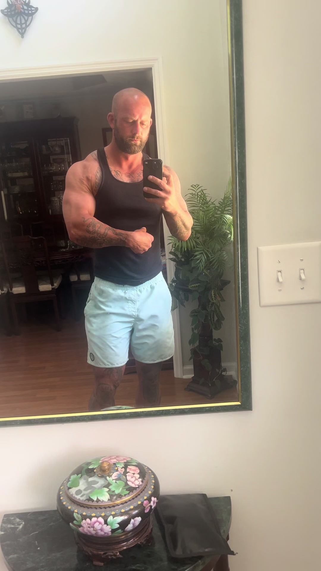 @richieswollerton