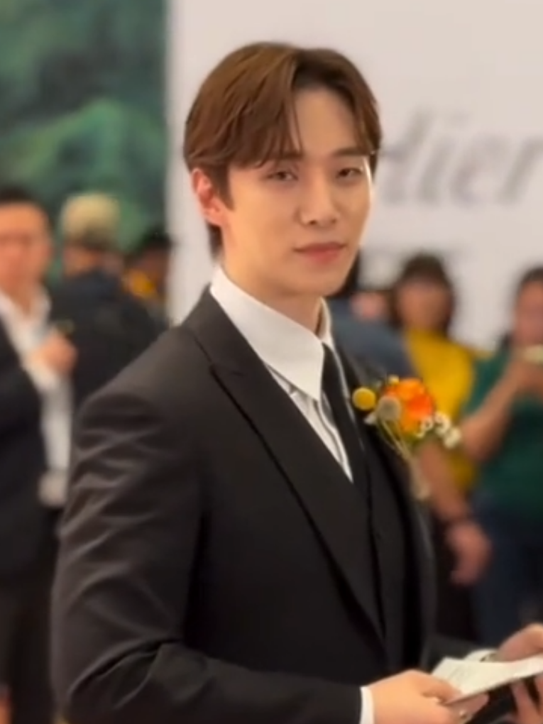 @LEE JUNHO CHILE🇨🇱