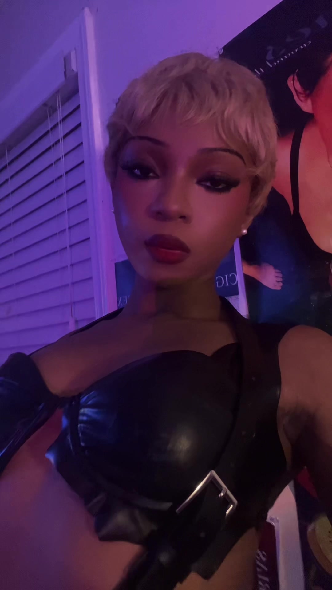 @Vxnslay3r
