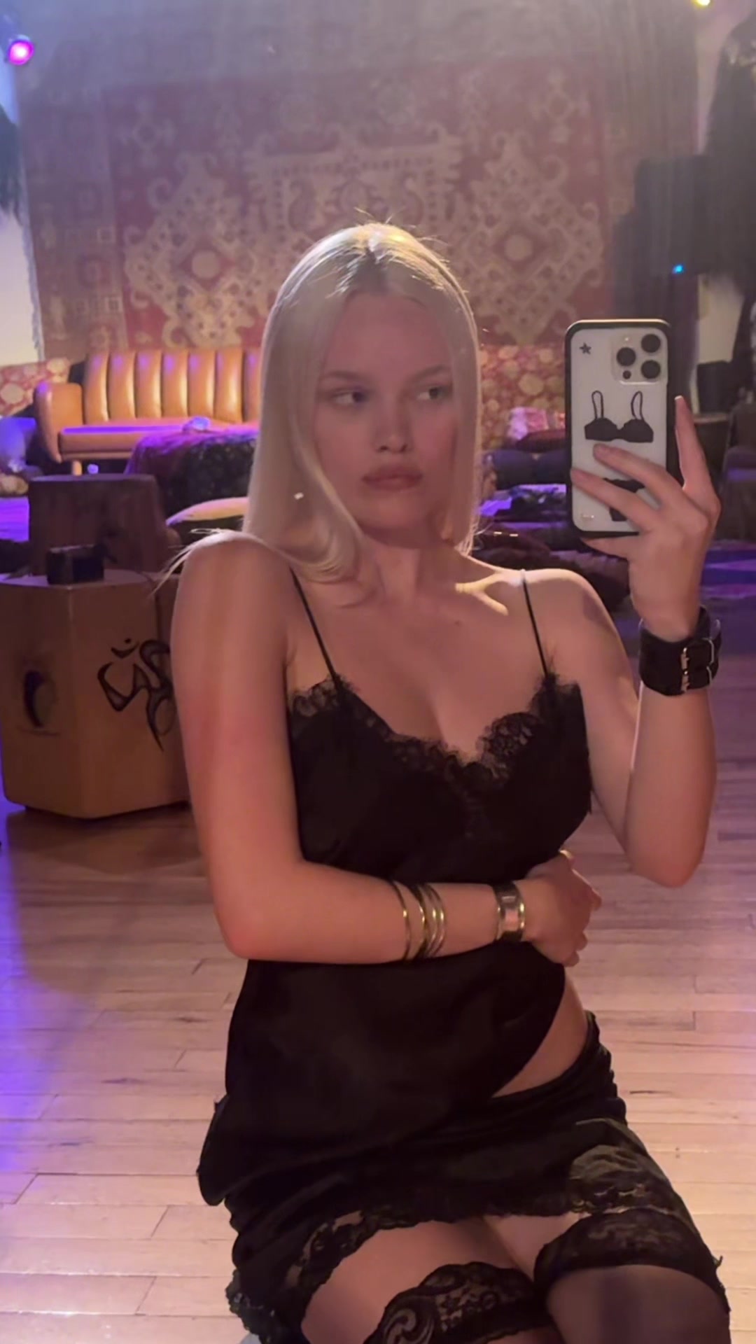 @frikinsick