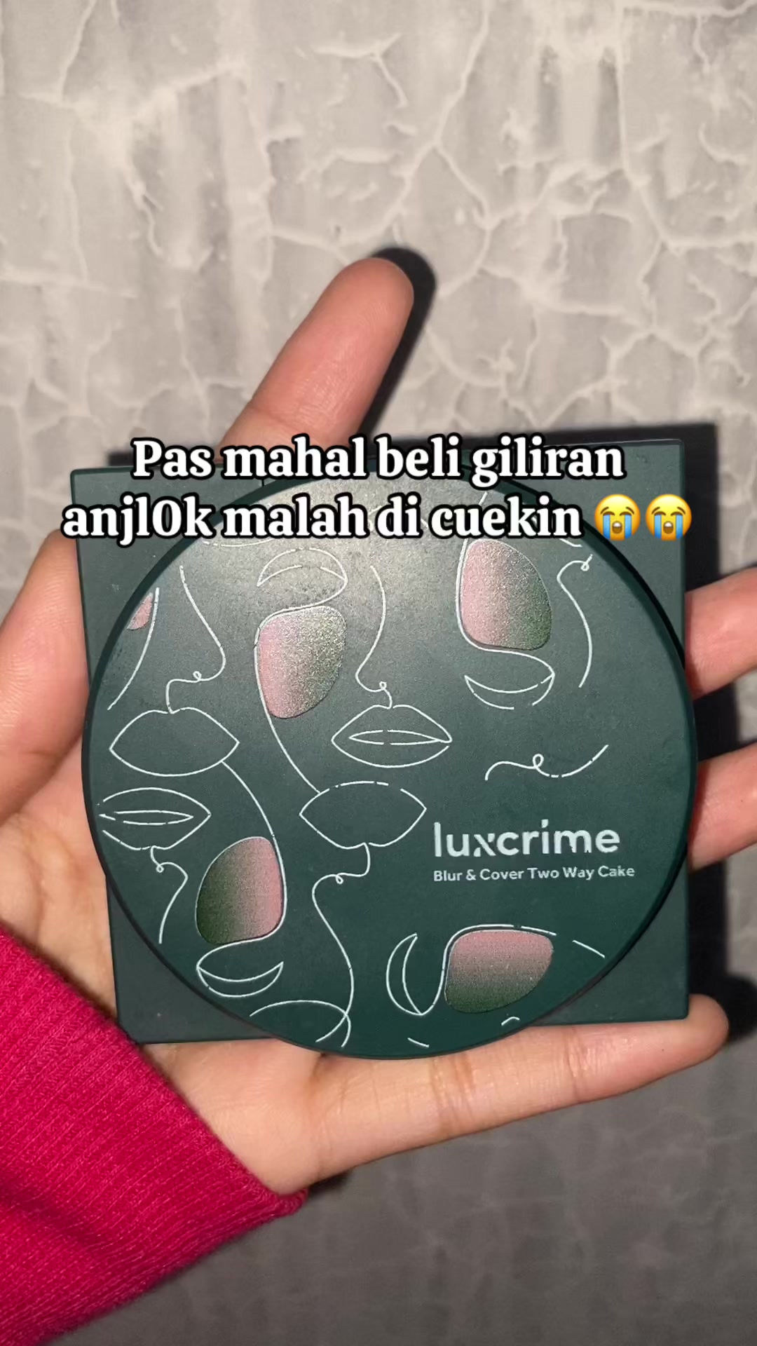 @Luxy_24