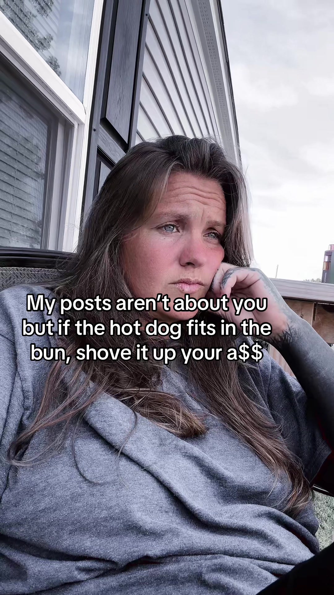 @Tee