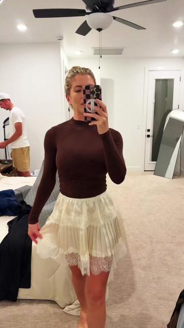 @Jocelyn Yates