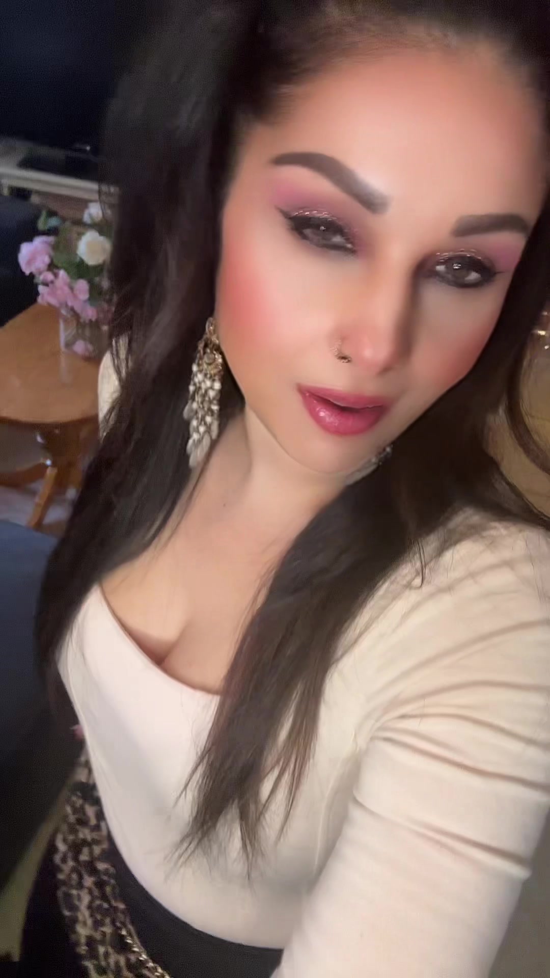 @Firozha 🇳🇱🇸🇷🇮🇳