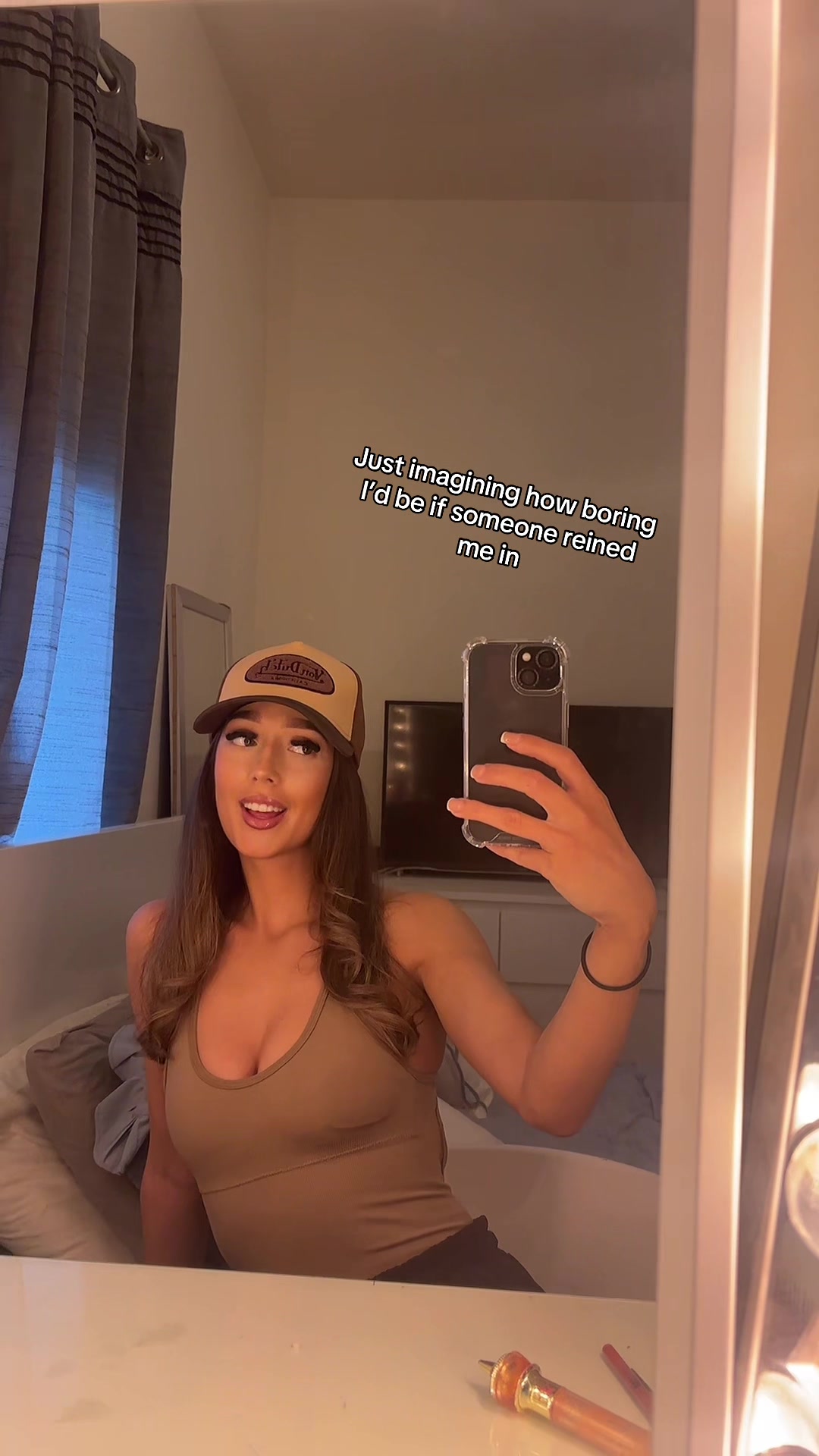 @Ella