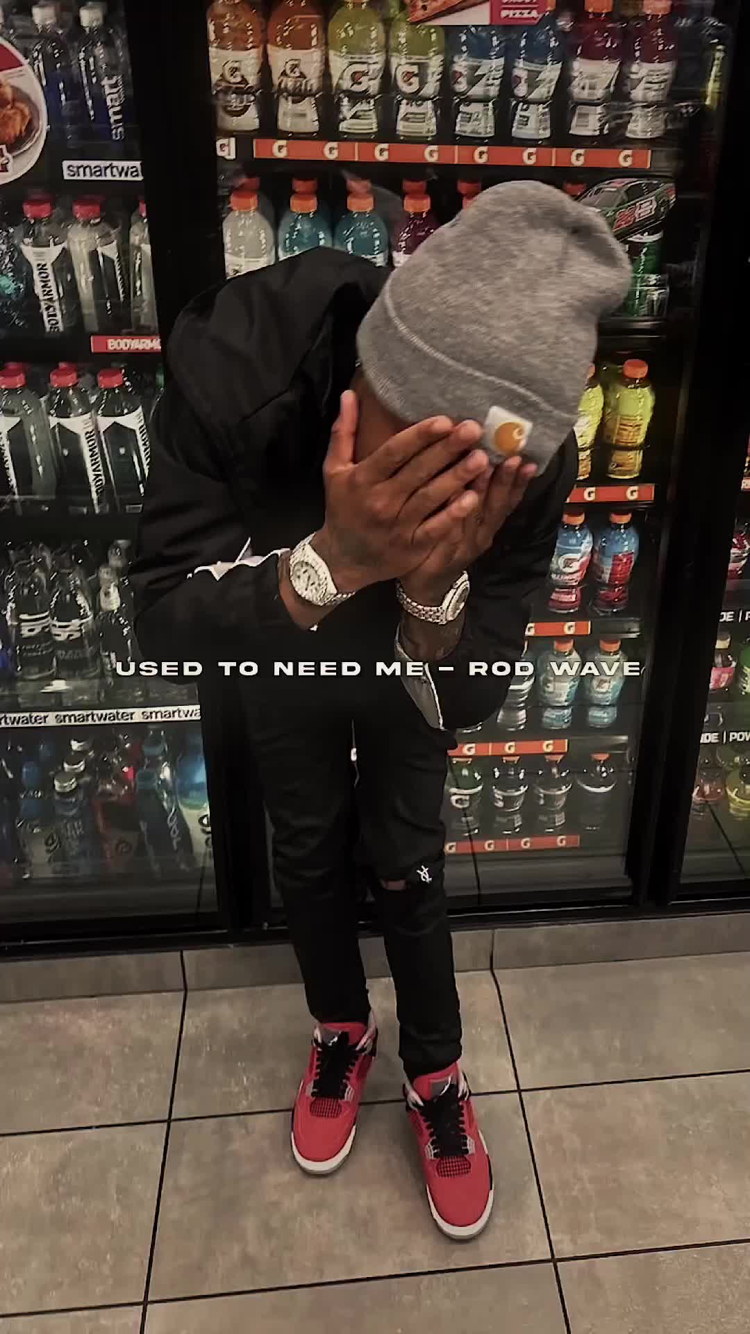 @️