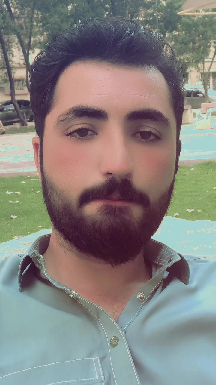 @👑AلI_خHاN👑