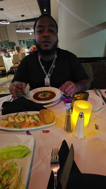 @REALREVIEWSALLHOOD🏚️