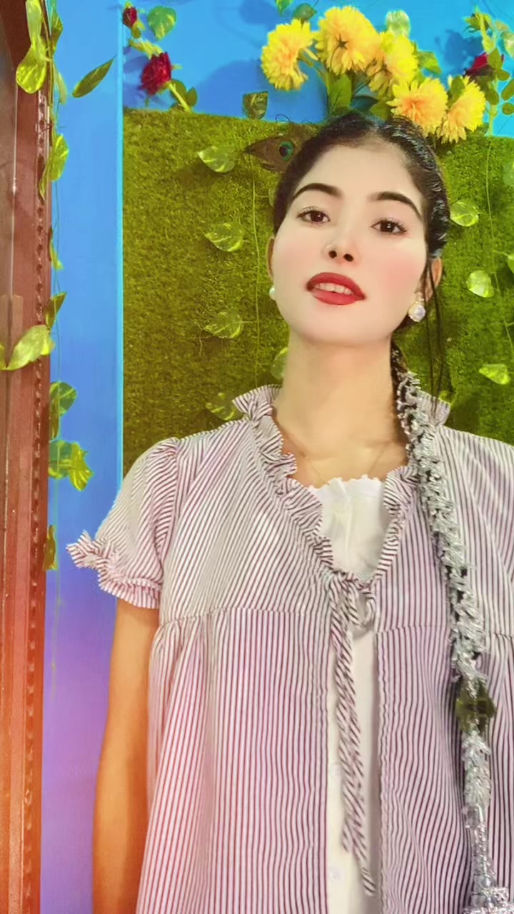 @Maya beautyparlour
