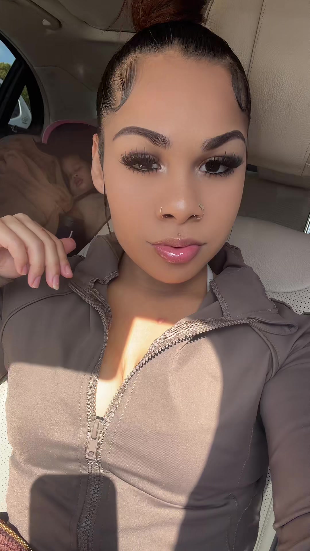@trueee_i
