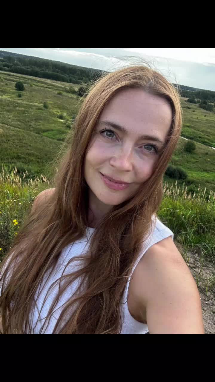 @Elena 🌸