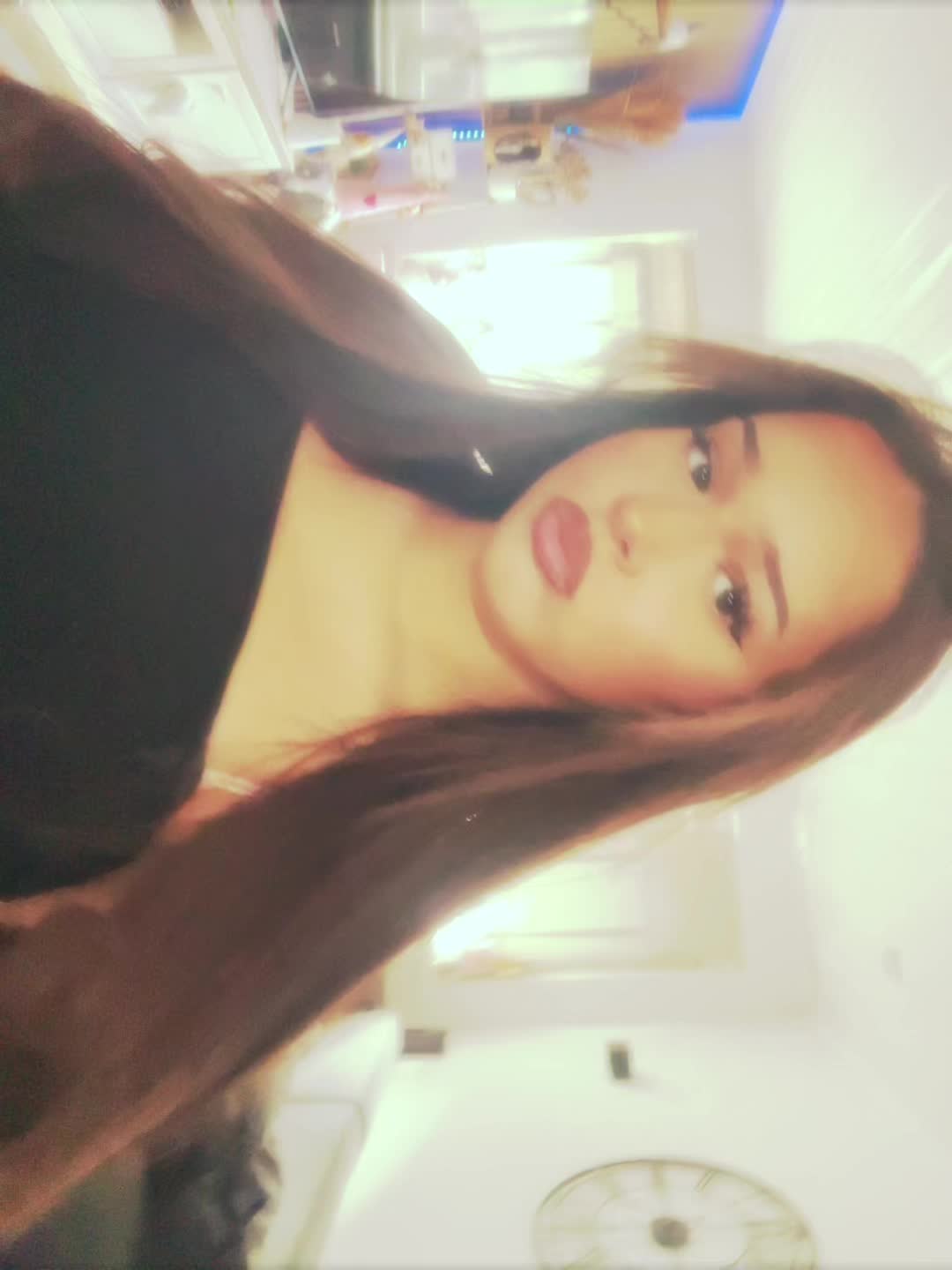 @⠀⠀⠀⠀⠀⠀⠀luana