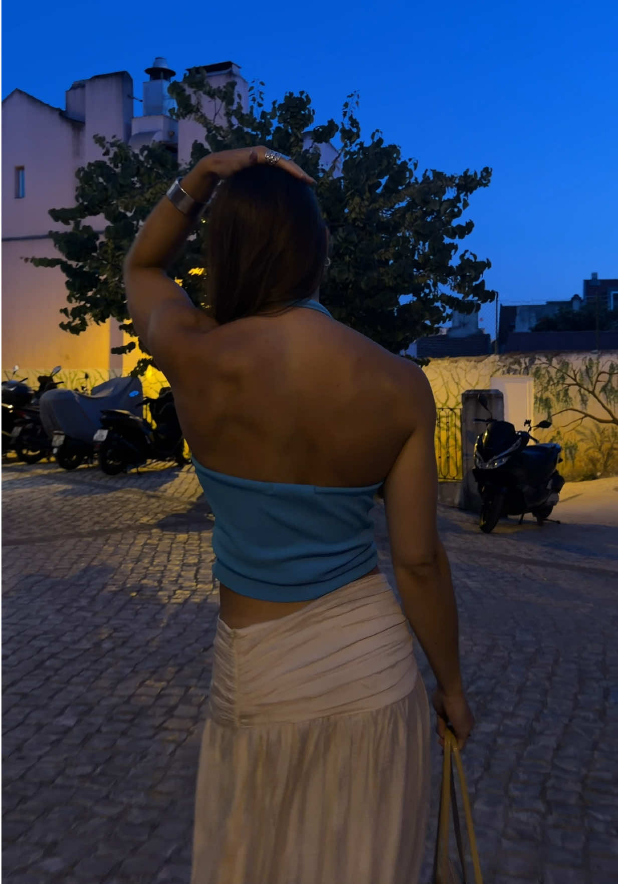 @leonimariex