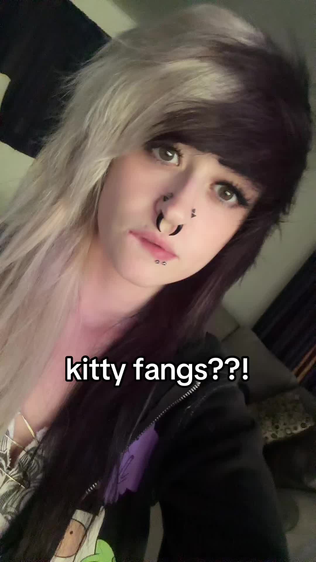 @Julia •^~^•