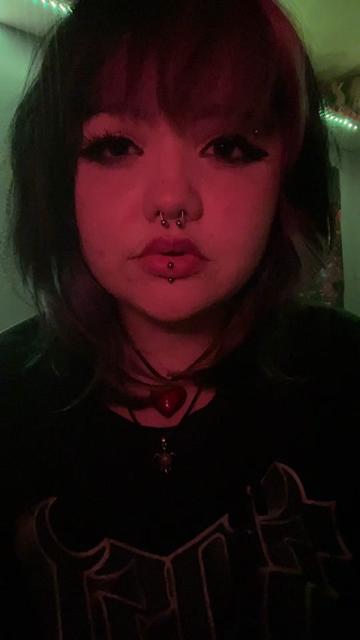 @womanstealerr