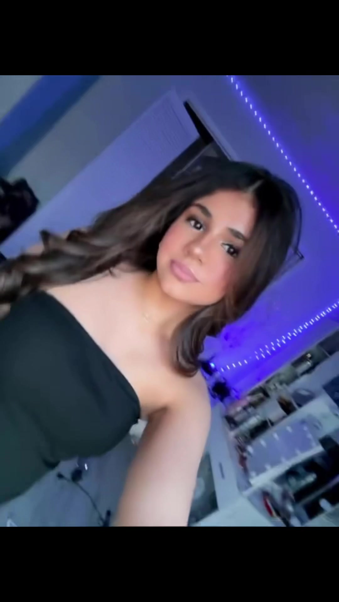 @mahi🩵🌚