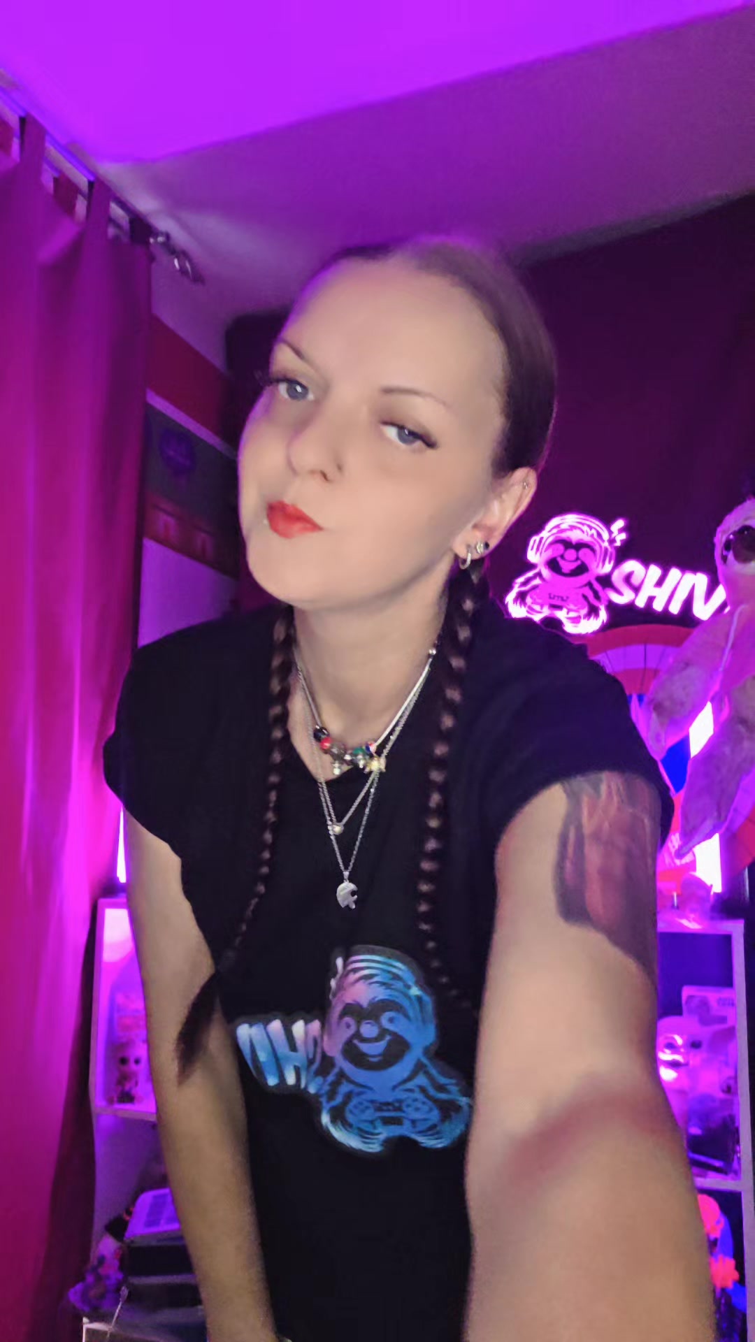 @Shiva_Faultier_Queen 🦥👑