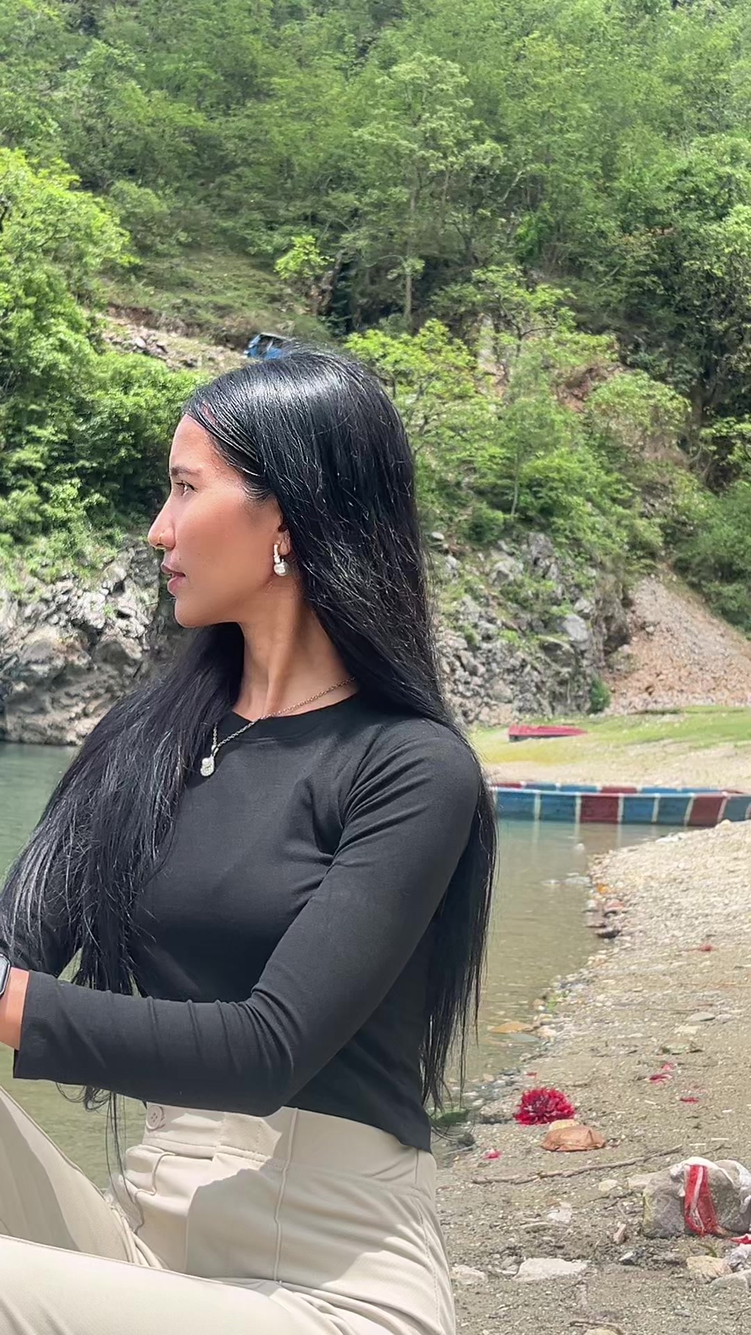 @Jharana ThaQuree 🕉️❤️