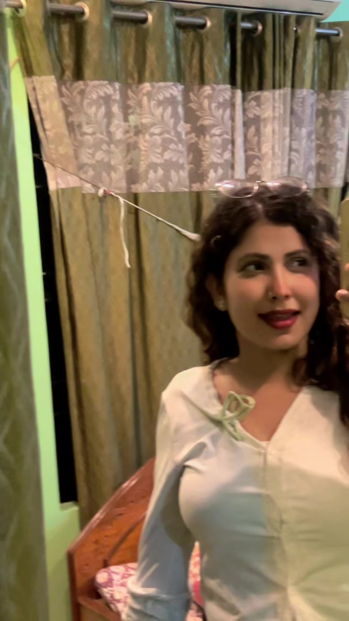 @Miss Yadav