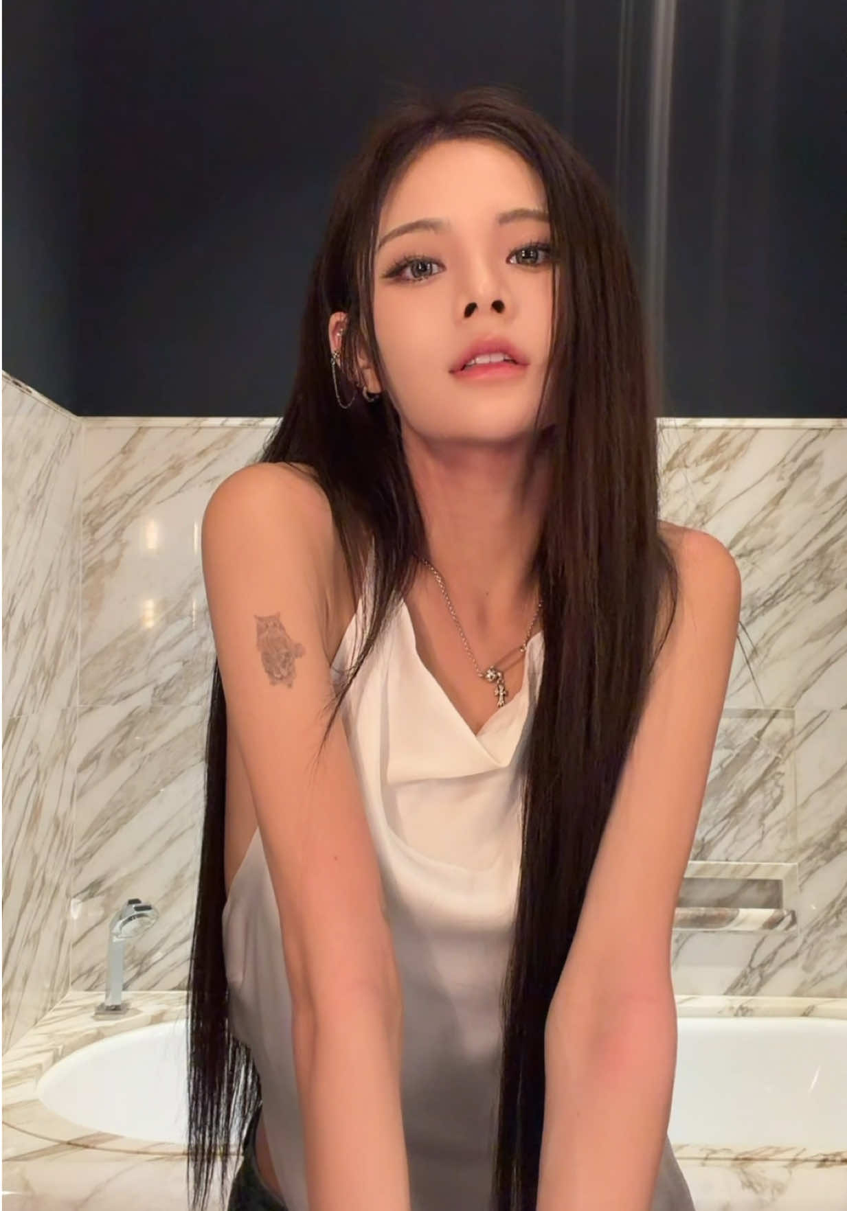@유빈 Kelly