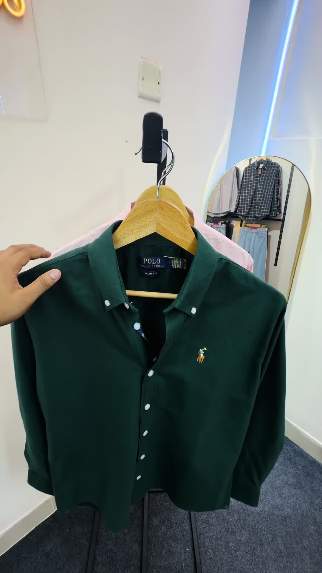 @On Items Zone 🛍️