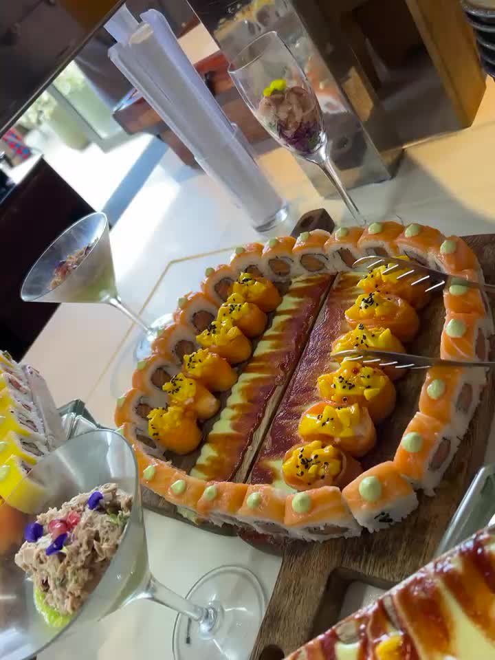 @authenticsushibar