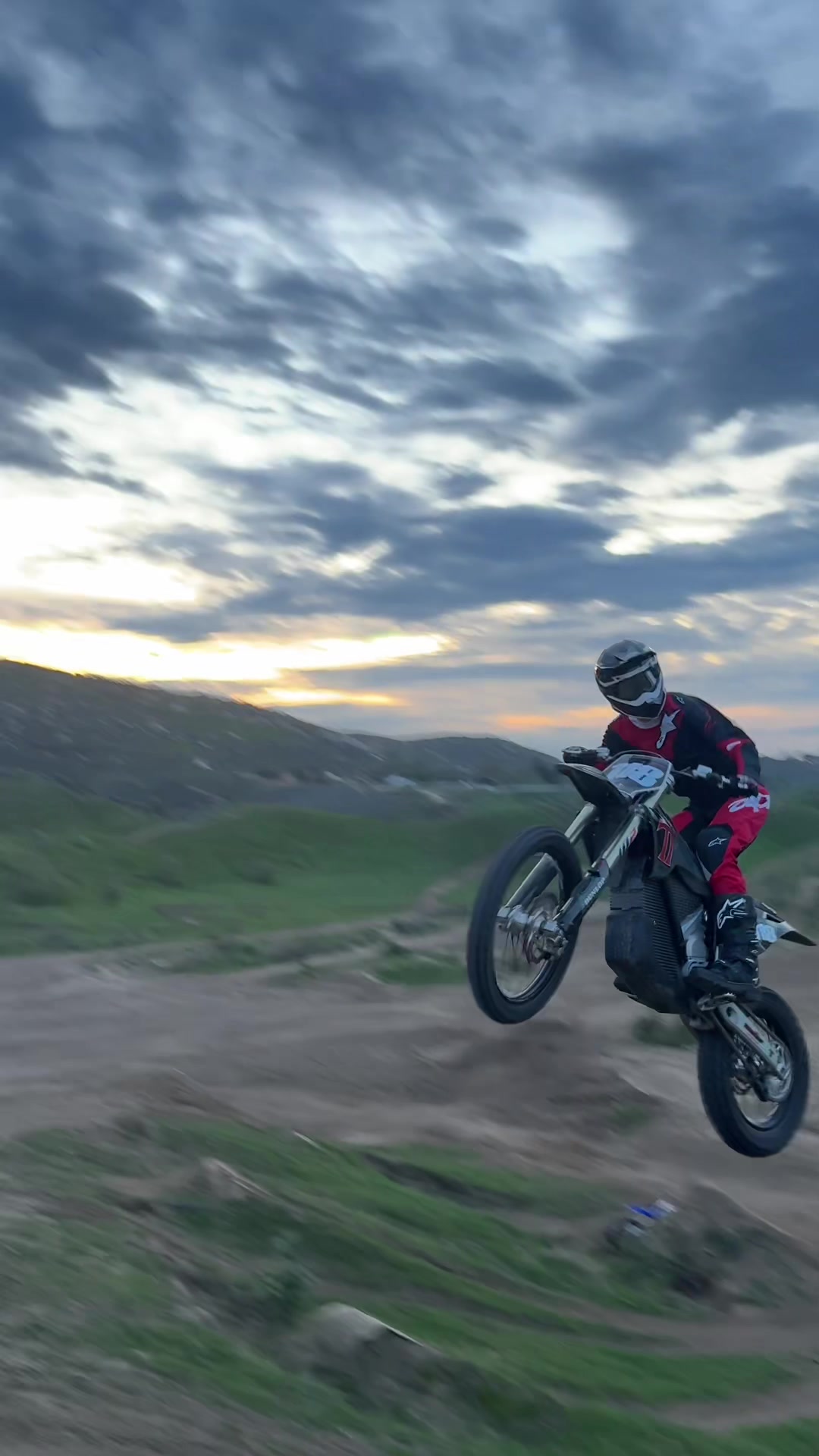@andrewtwistthrottle