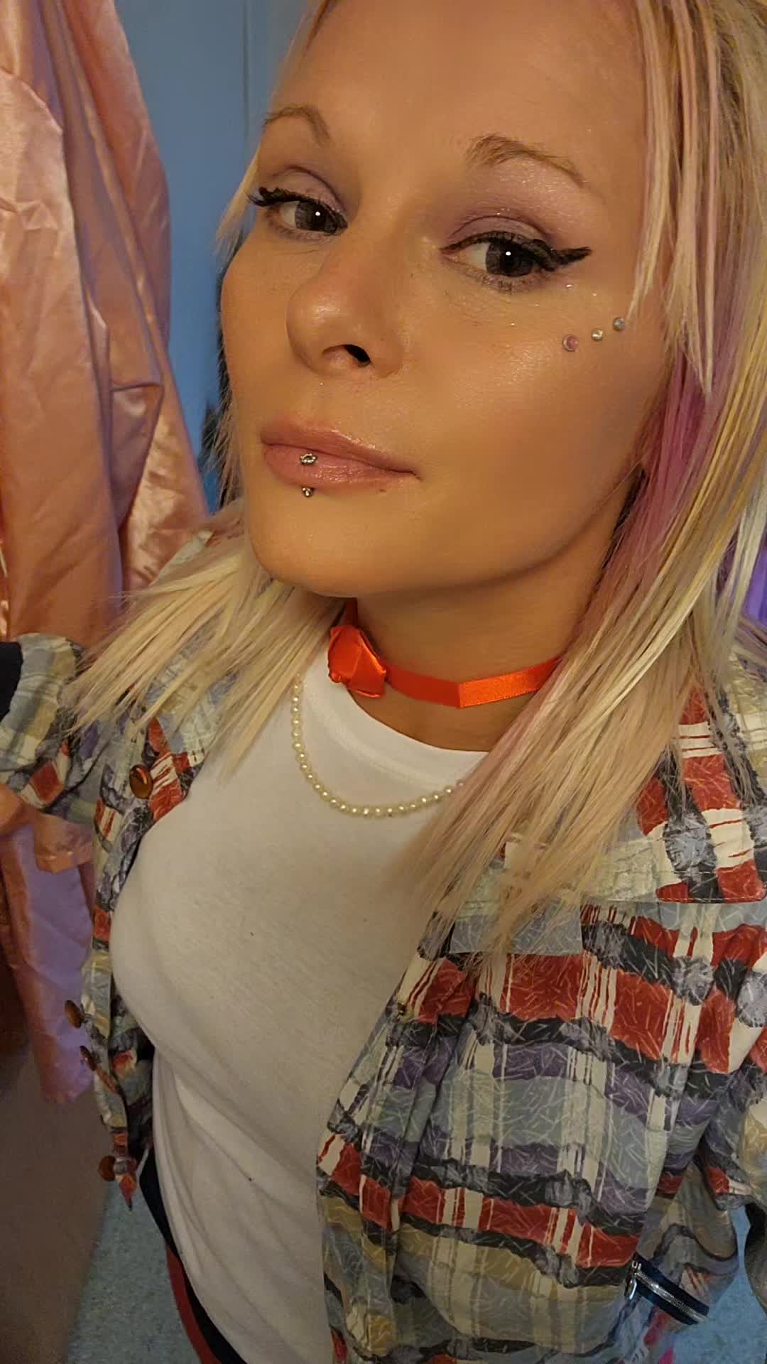 @crazylilhj86