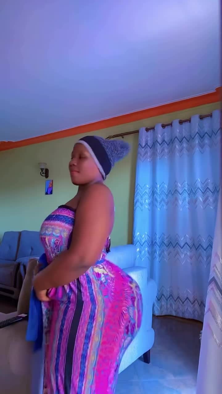 @Miss curvy 🥰