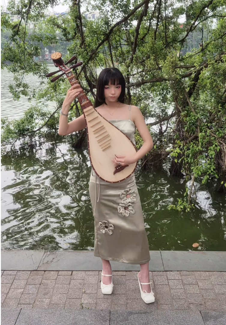 @HUẾ MỘNG MER