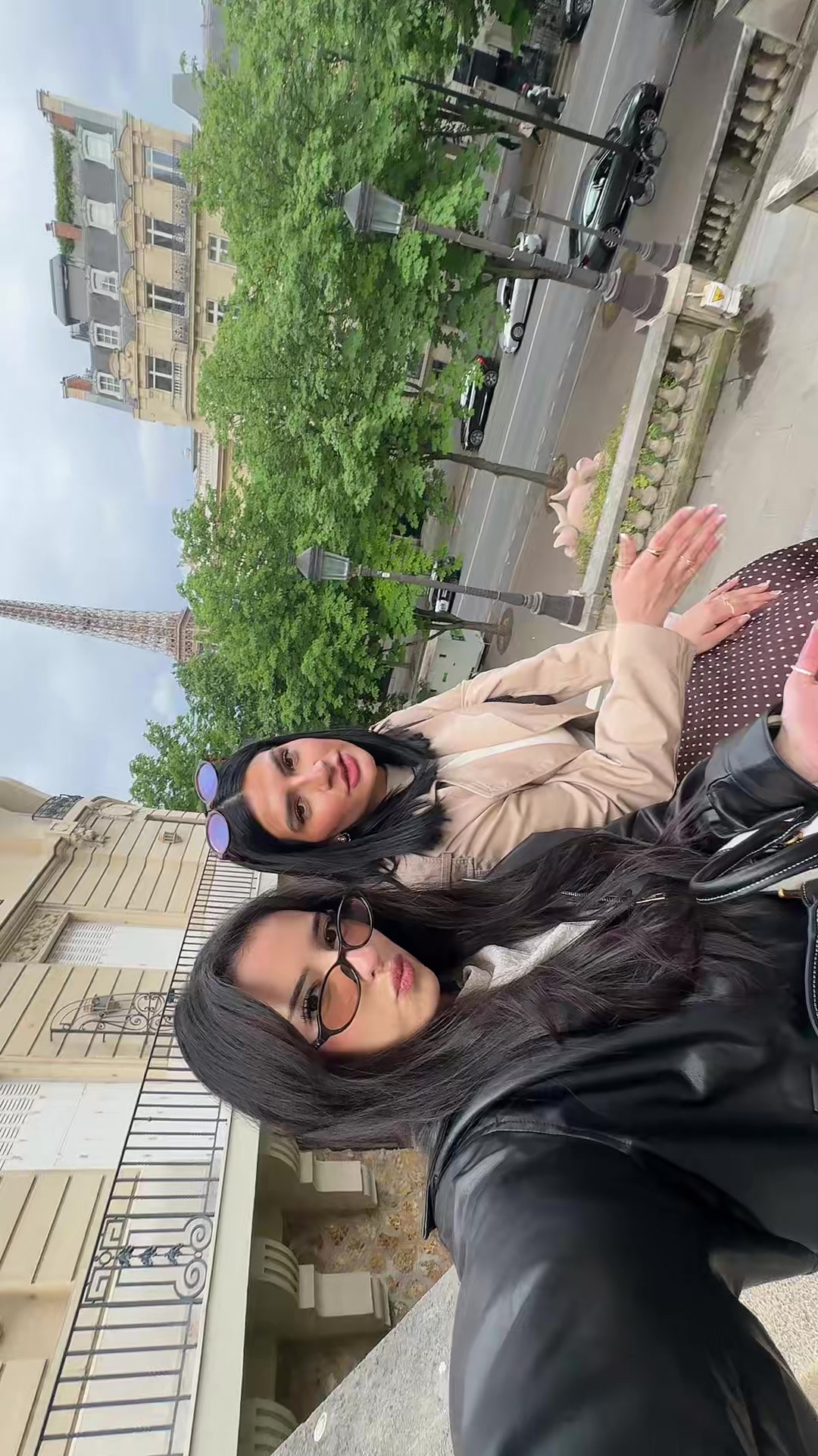 @لينا