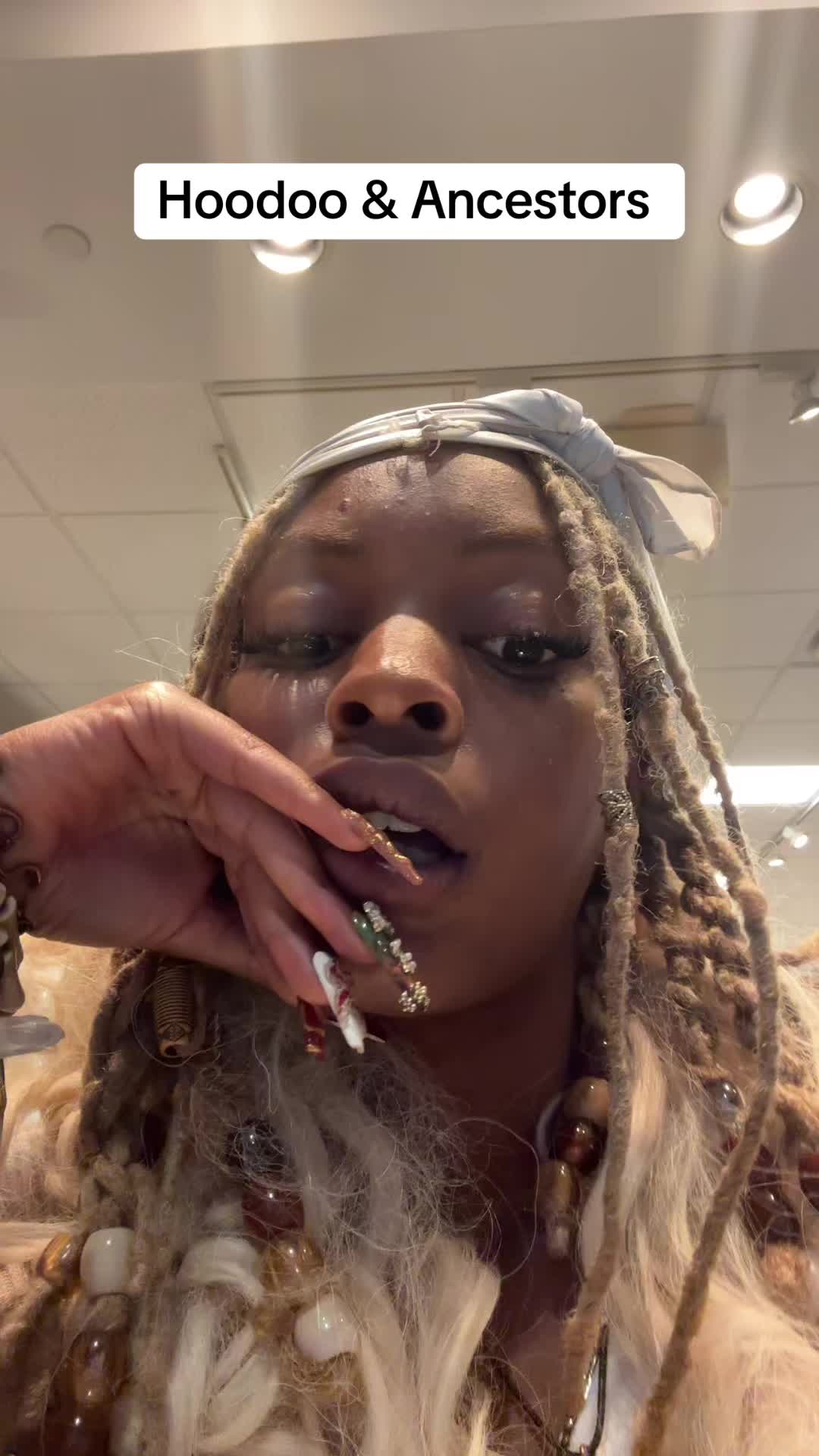 @thehausofvenom
