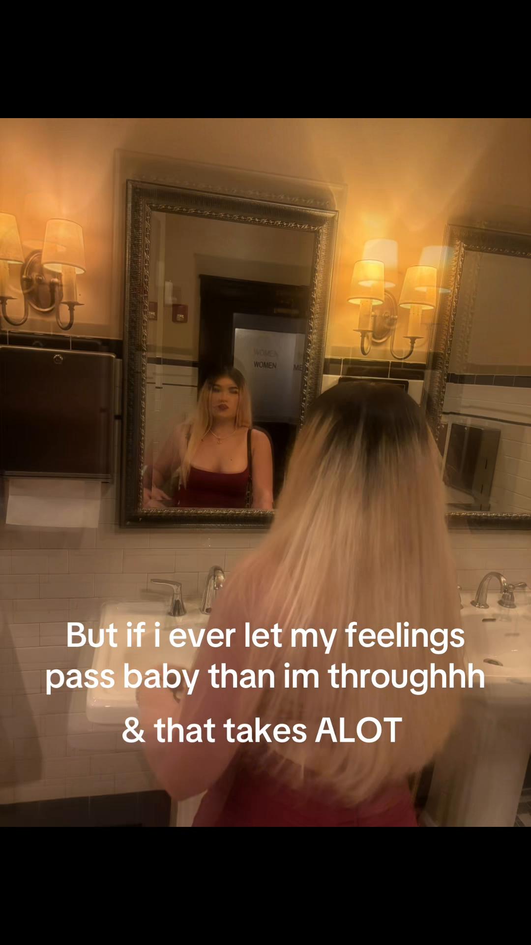 @ella🦋