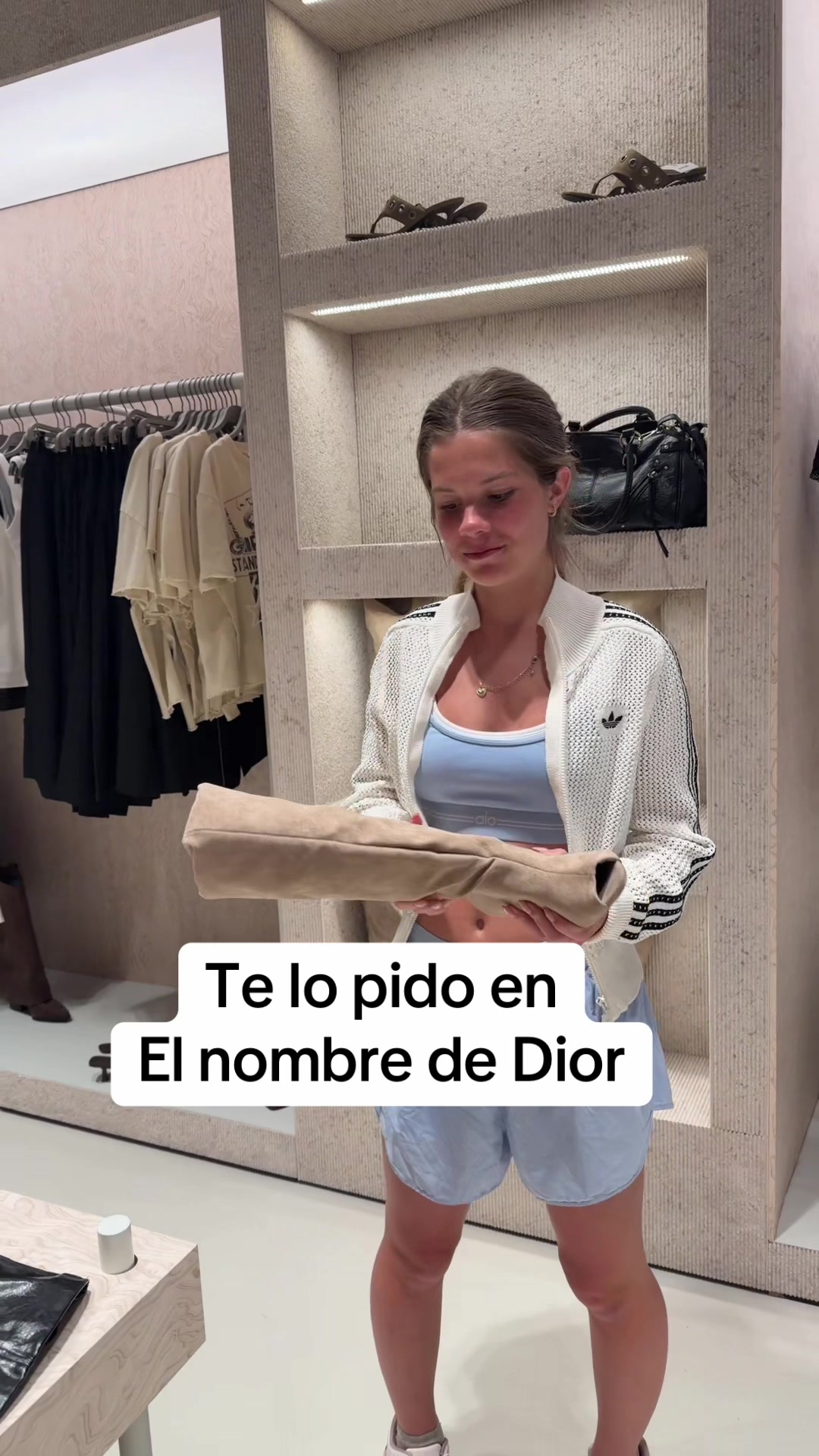 @SoyVickyParra