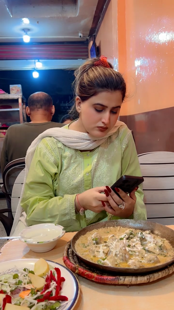 @🦋خانزادی 🦋