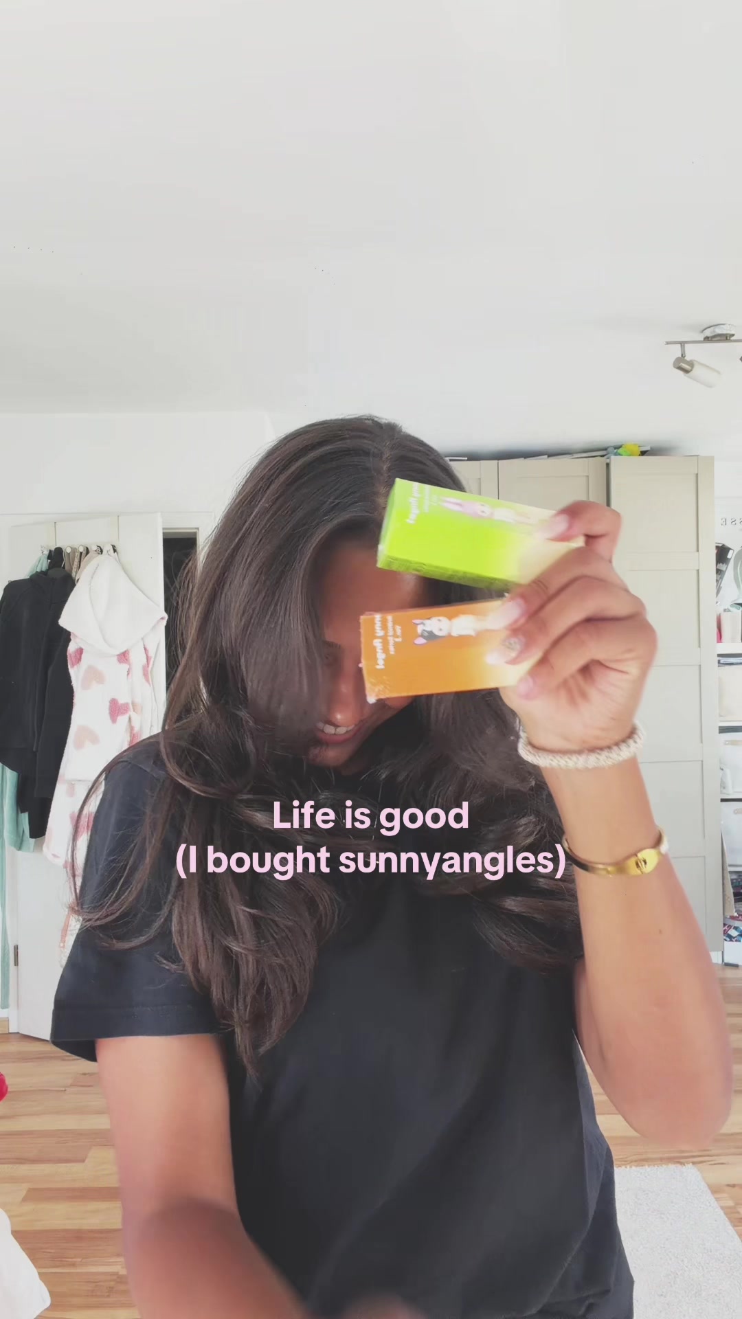 @Valentina🧁