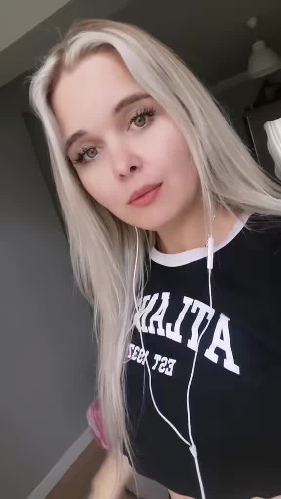 @Angelika ๐ค