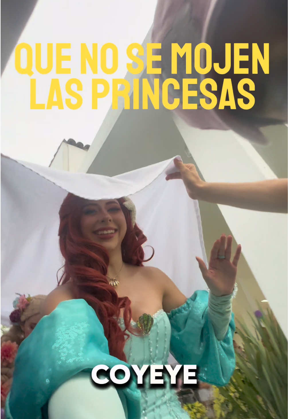 @Ana Verastegui