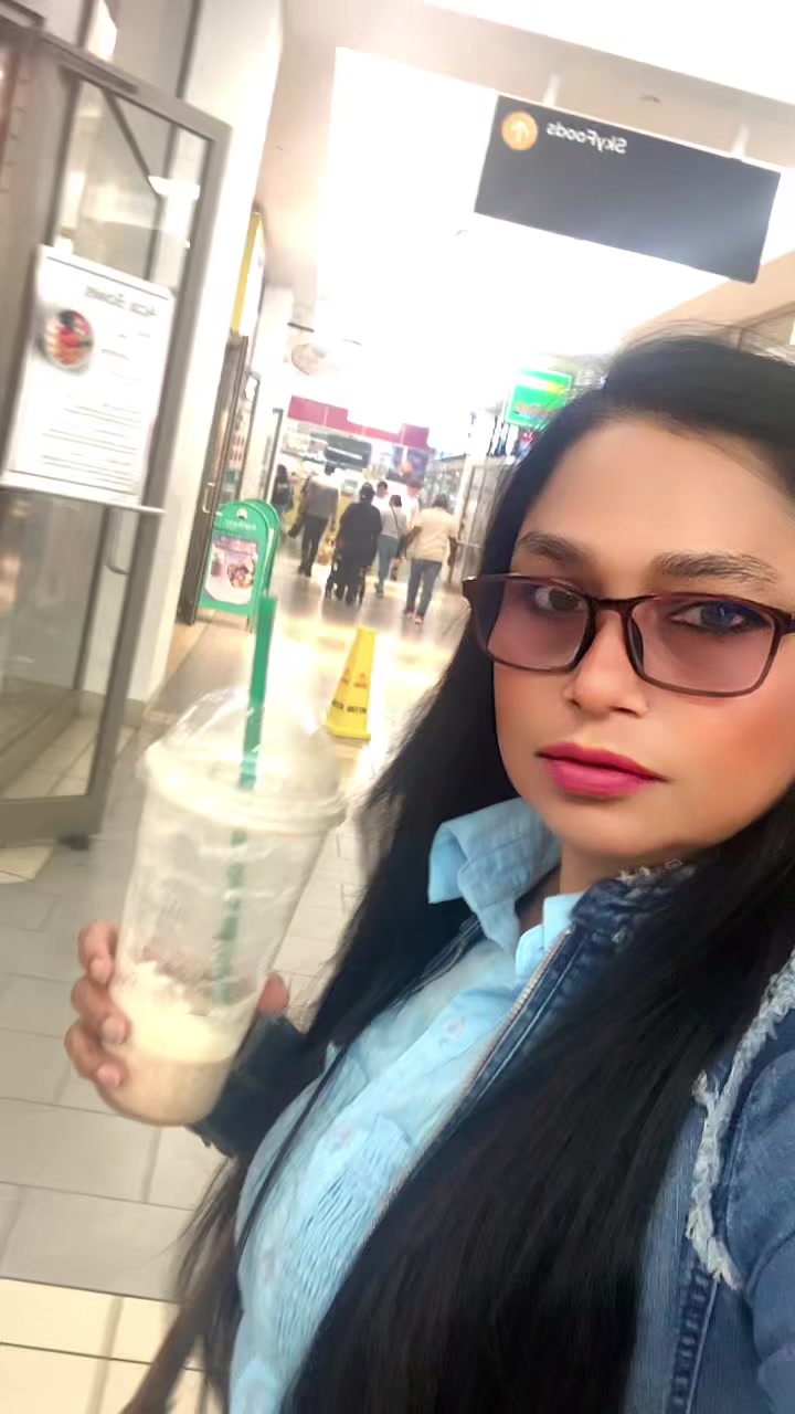 @Moni