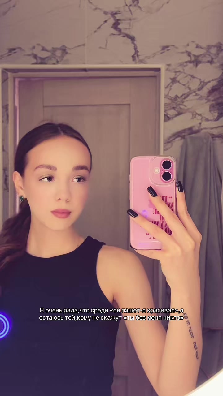 @CHRNVAAAA