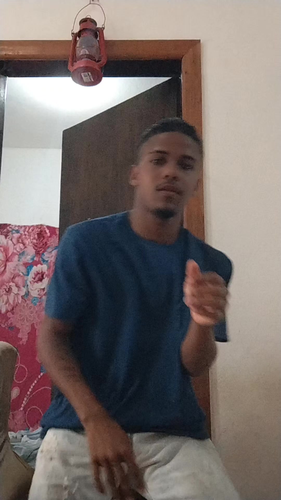 @Daviziin